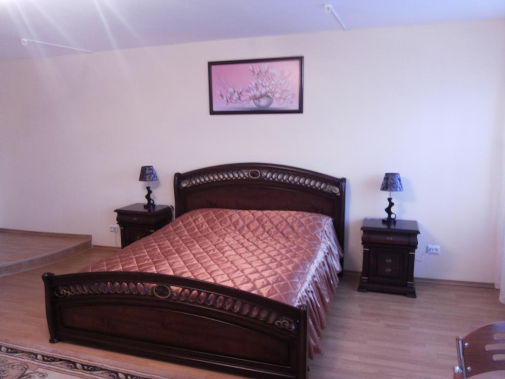 Hotel Ukraine Ζιτόμιρ Δωμάτιο φωτογραφία